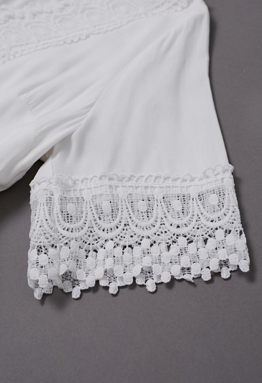 V-Neck Lace Panelled Scalloped Edge Maxi Dress