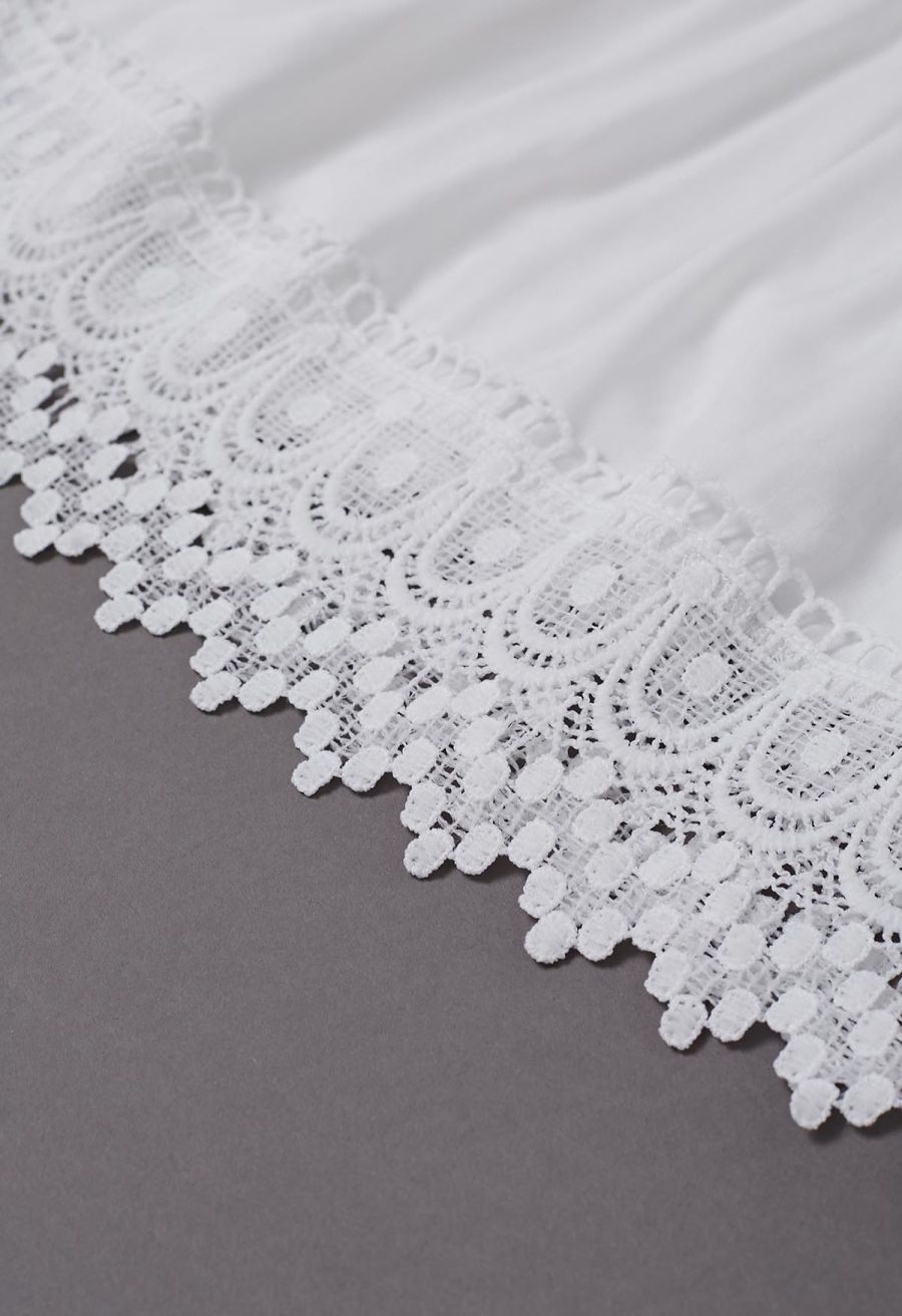 V-Neck Lace Panelled Scalloped Edge Maxi Dress