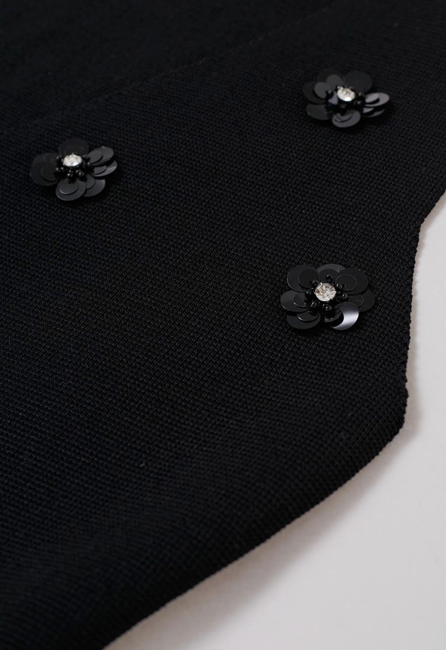 Sequined Floral V-Neck Buttoned Knit Vest in Black