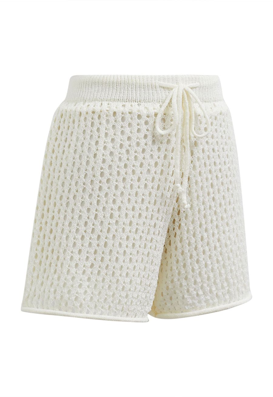 Hollow Out Tie-String Rolled Knit Shorts in Ivory