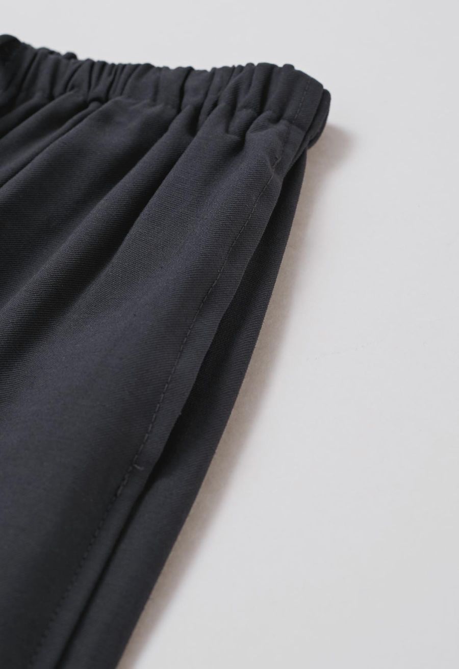 Simplicity Drawstring Straight-Leg Cotton Pants in Smoke