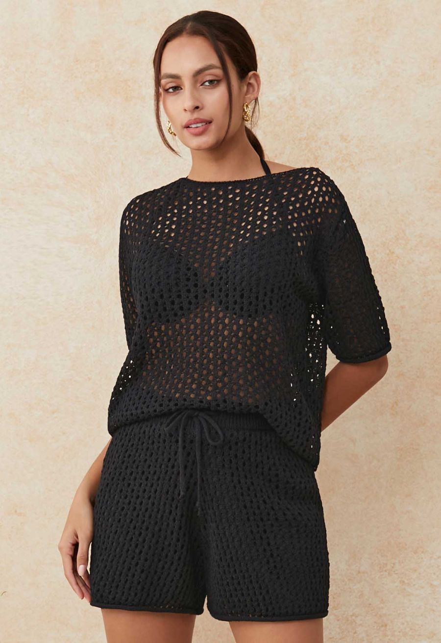 Hollow Out Tie-String Rolled Knit Shorts in Black