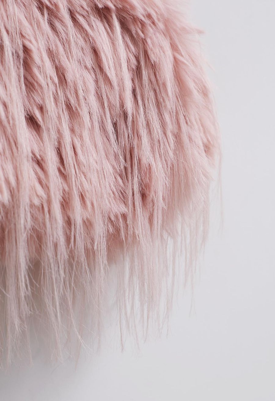 Alluring Pearl Fuzzy Handbag in Light Pink
