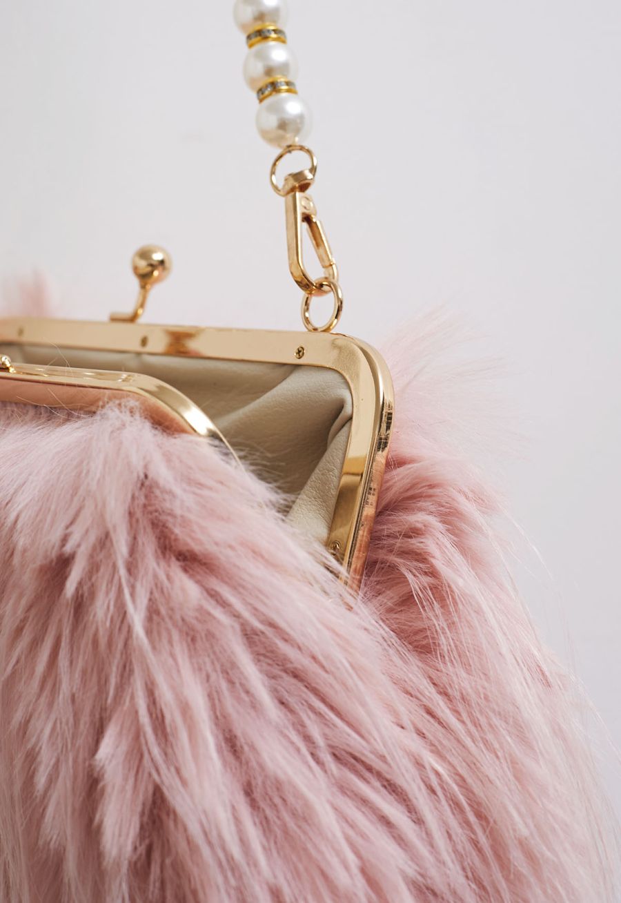 Alluring Pearl Fuzzy Handbag in Light Pink