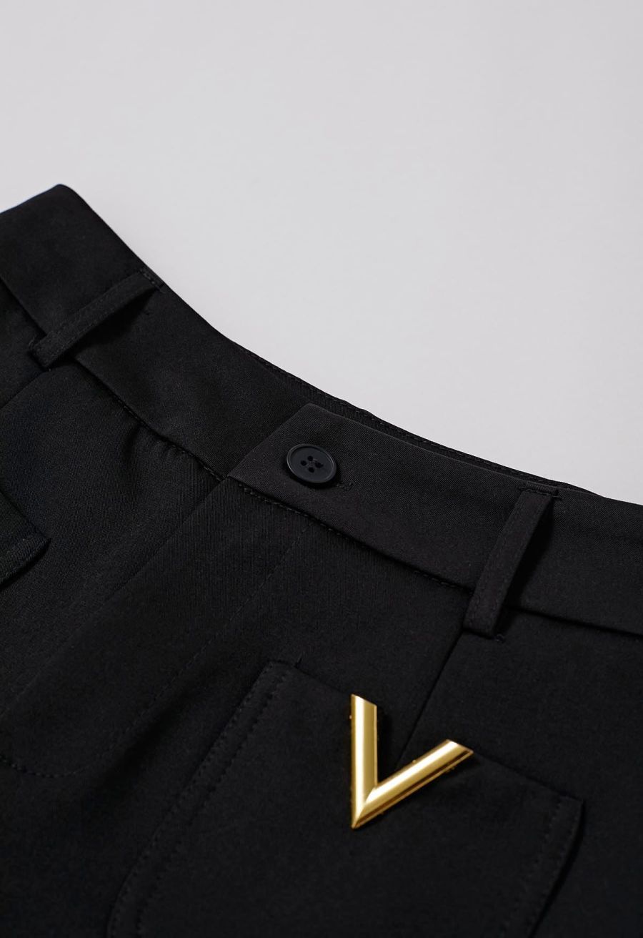 Golden V-Shape Metal Decor Belted Shorts in Black