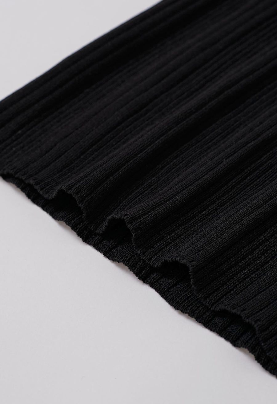 Pearl Trimmed Sleeveless Ribbed Crop Knit Top in Black
