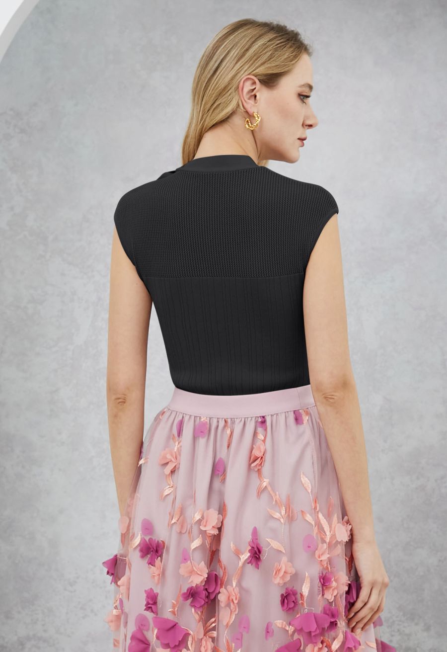 Bowknot Neck Sleeveless Knit Top in Black