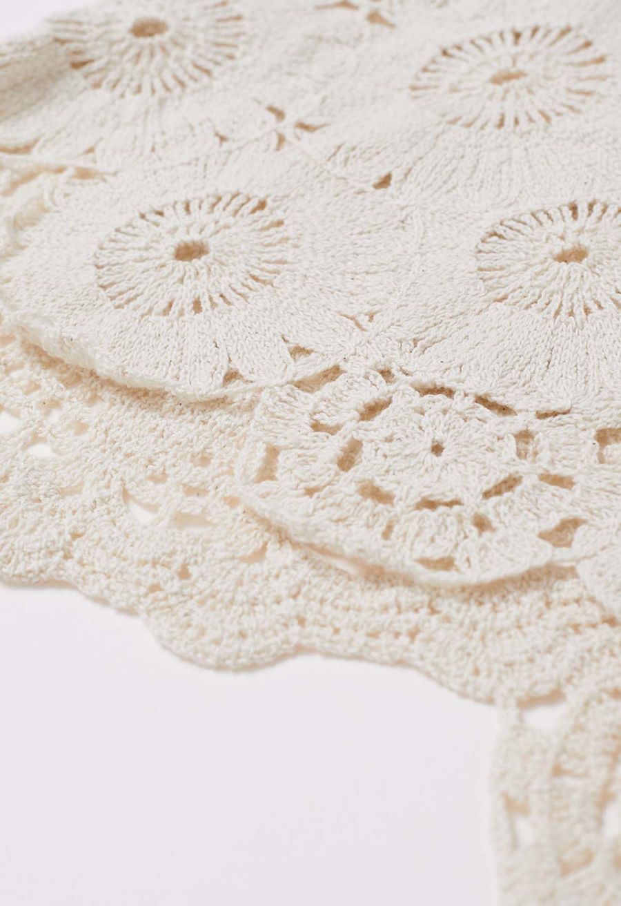 Bohemian Cutwork Crochet Sleeveless Top