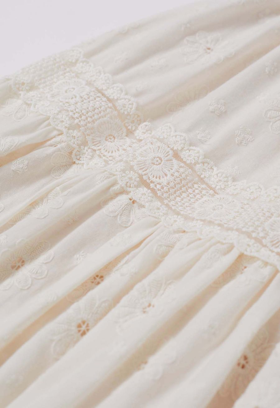 Daisy Era Embroidery Cotton Maxi Skirt in Cream
