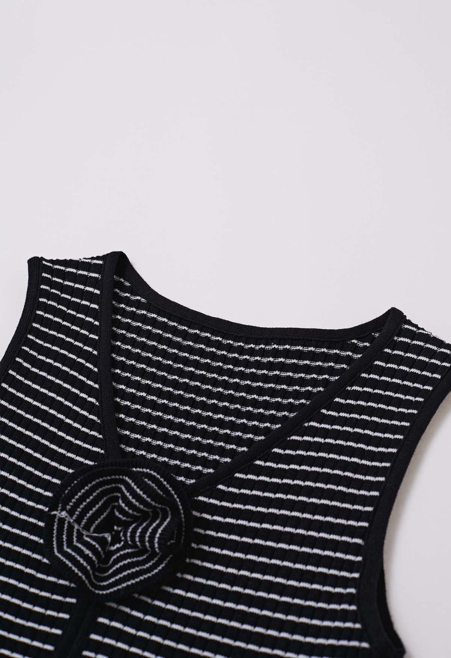 3D Floral Decor Ribbed Knit Tank Top in Black Stripe
