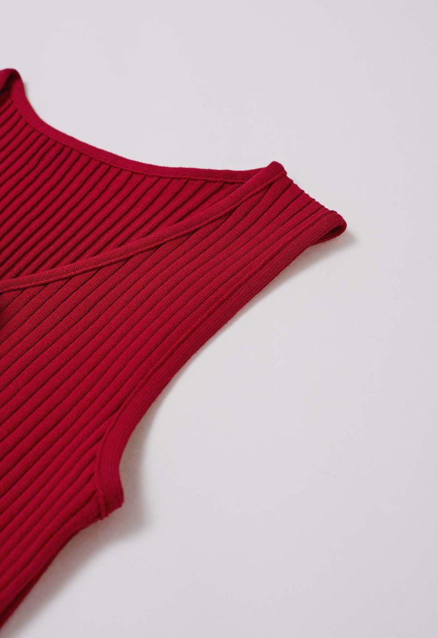 3D Floral Decor Ribbed Knit Tank Top in Red