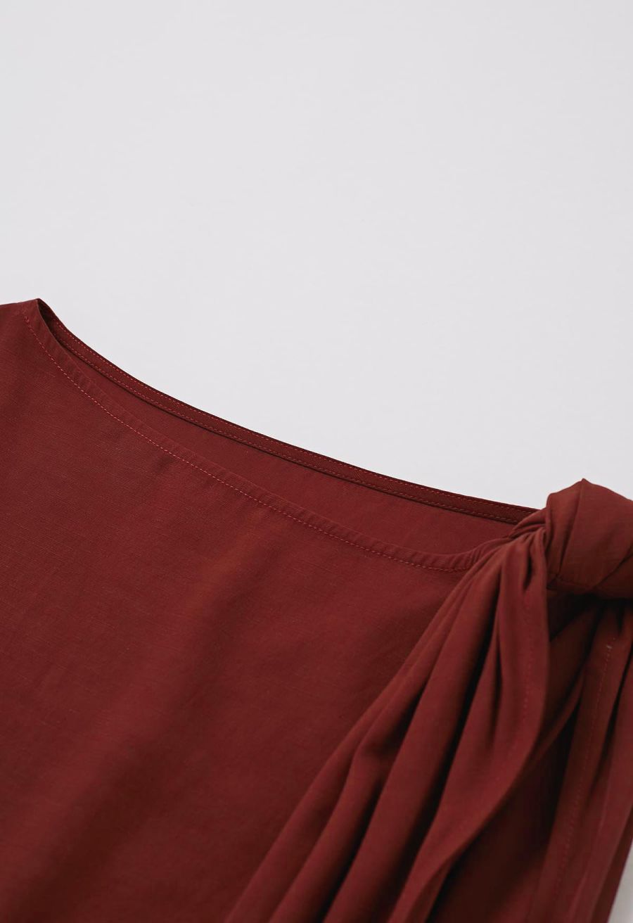 Knot Shoulder Longline Sleeveless Top in Red