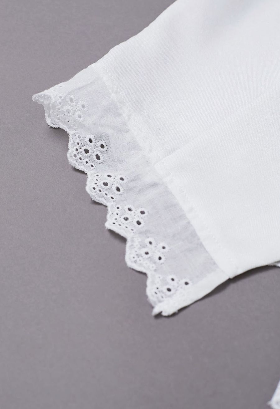 Lace Trim Buttoned Vest and Pants Set in White