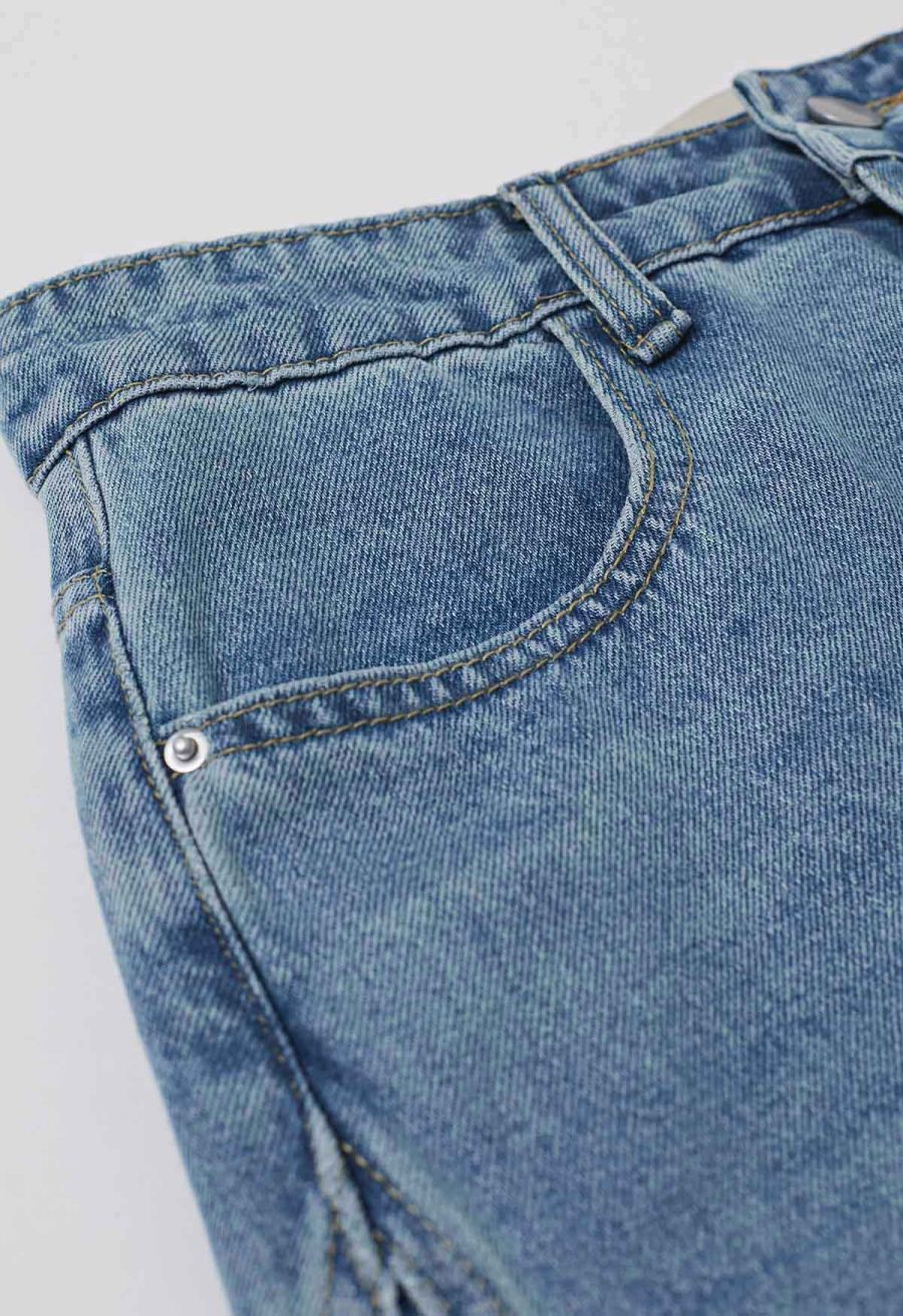 Lace Back Pocket Wide-Leg Seamed Jeans