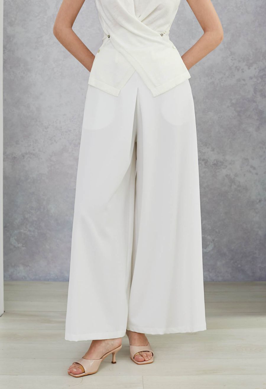 Folded Front Accent Wide-Leg Pants in White