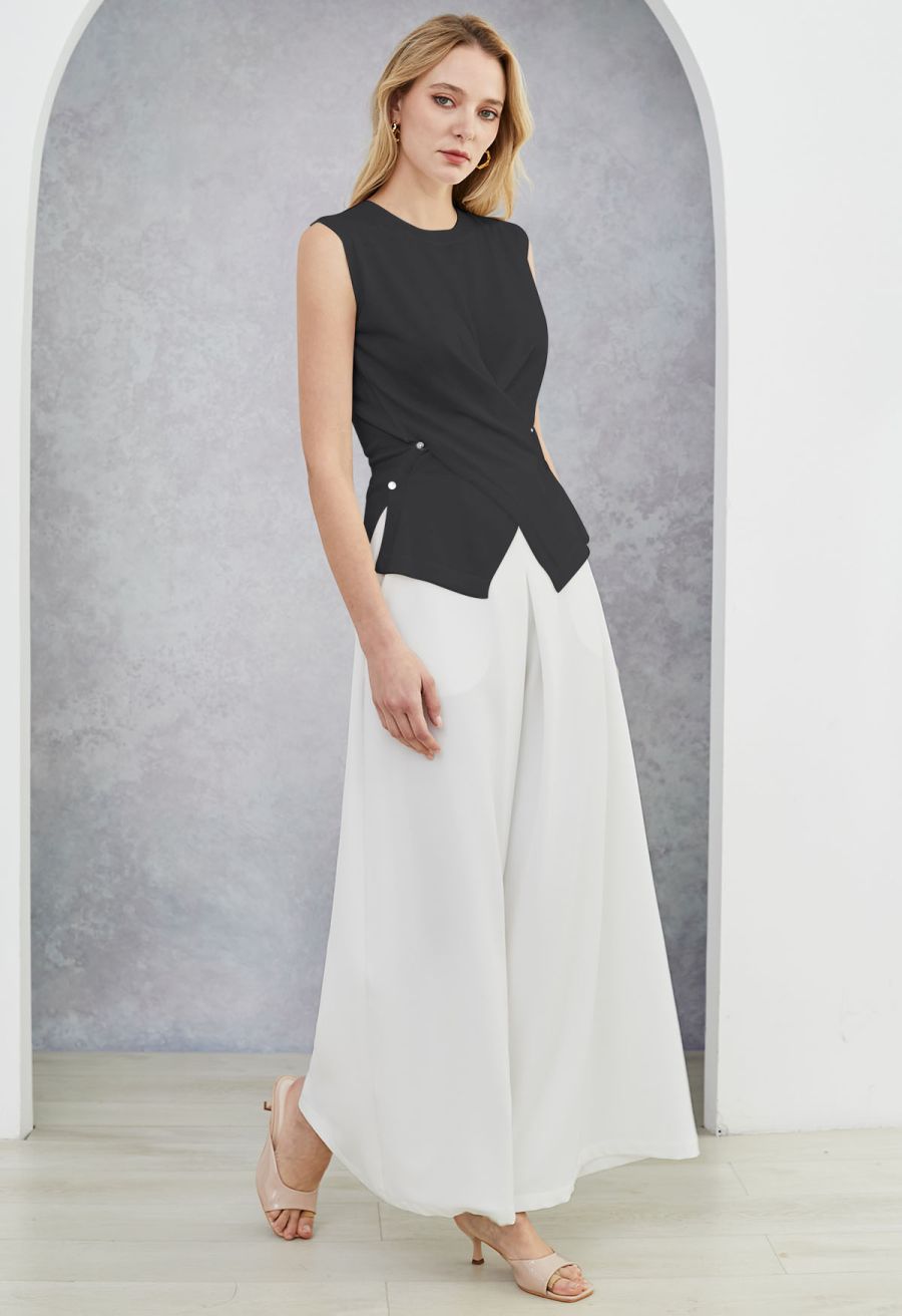 Crisscross Buttoned Waist Sleeveless Knit Top in Black