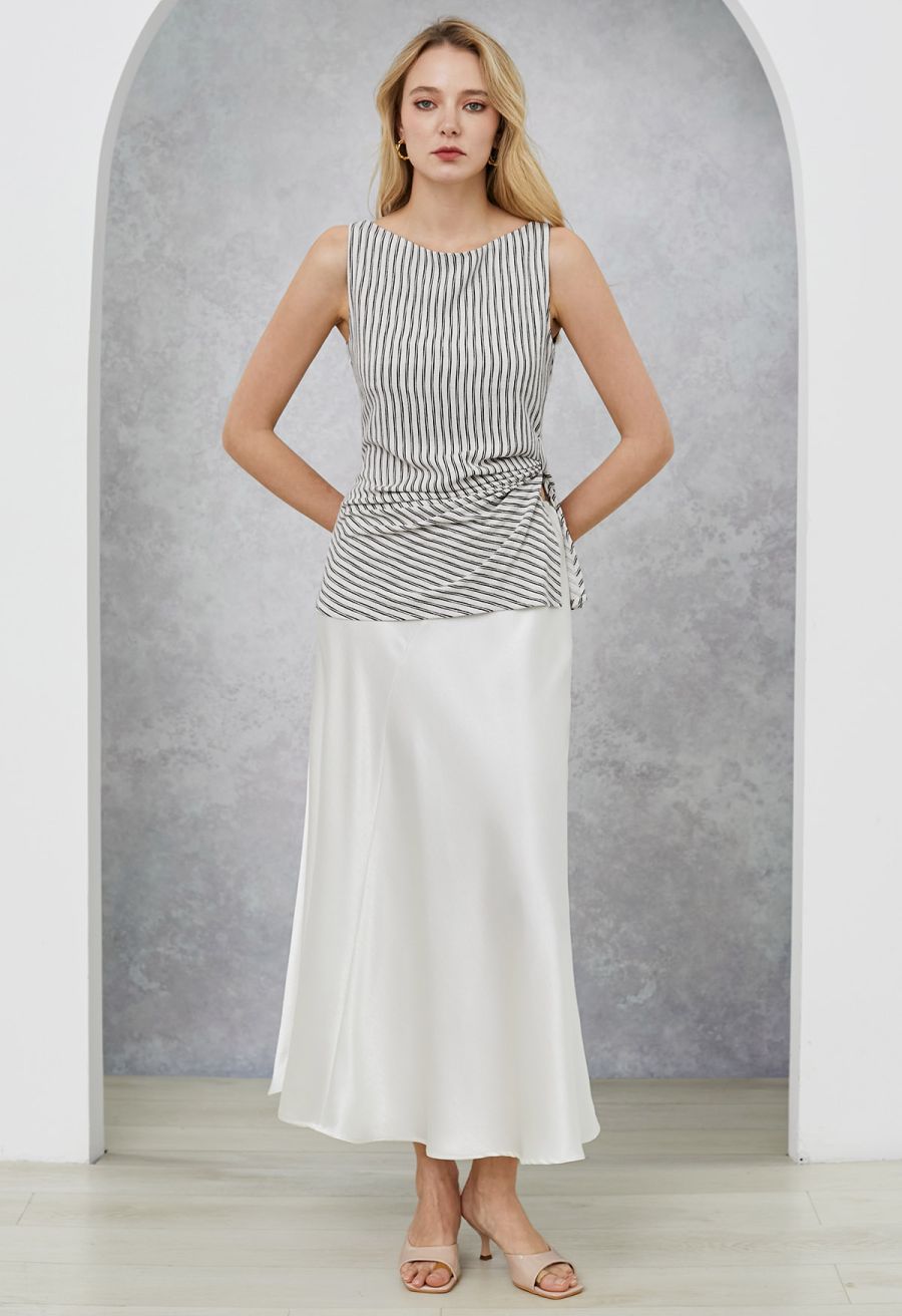 Side Knotted Stripe Sleeveless Top