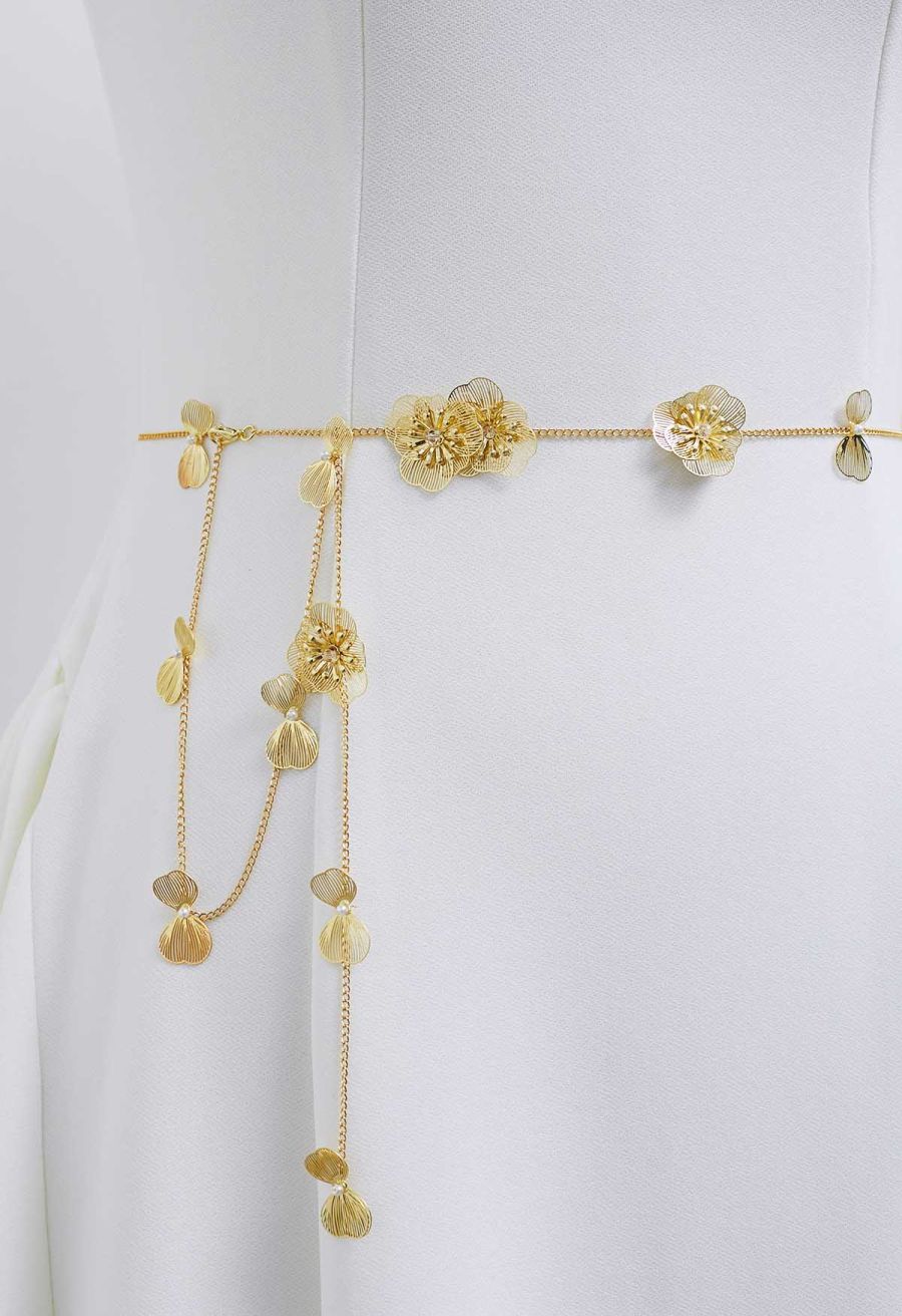 Hollow Out Floral Chain Belt in Gold