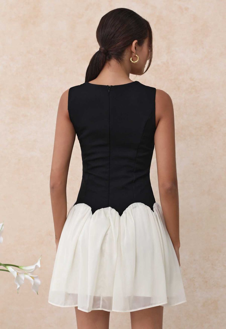Sequined Flower Organza Spliced Sleeveless Mini Dress
