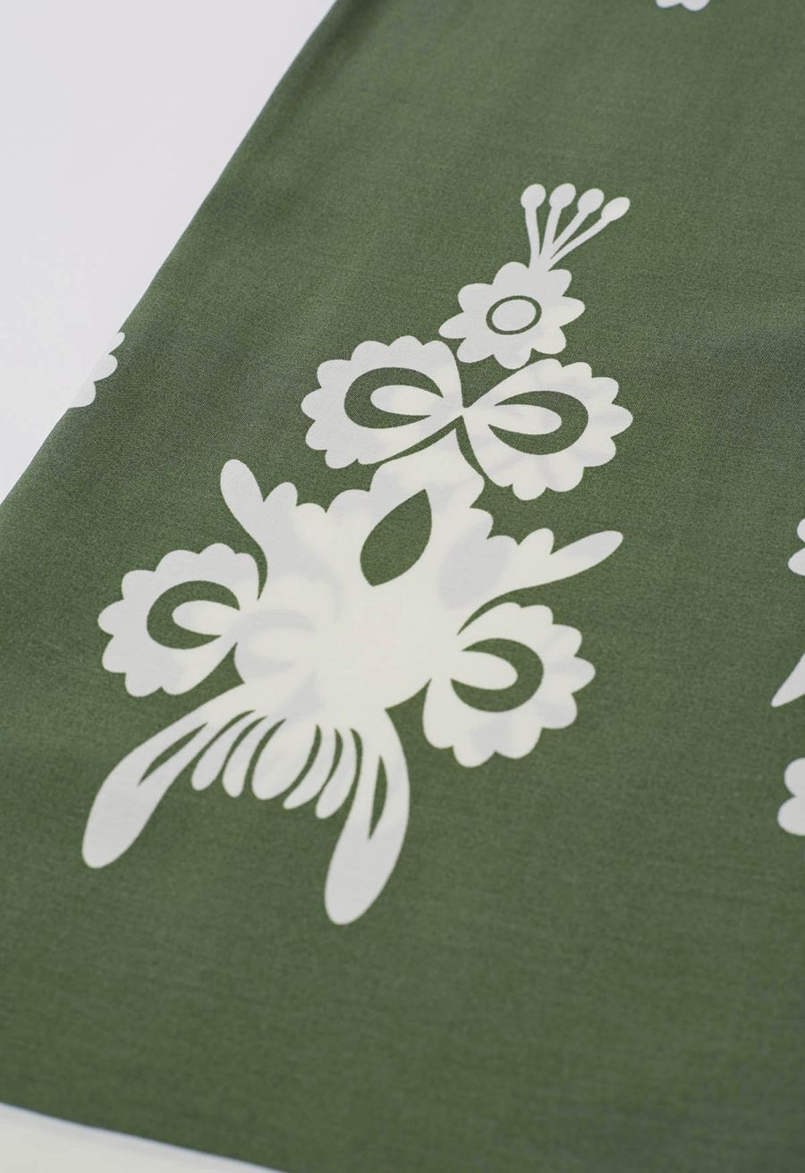 Tile Printed Shirred Waist Pants in Green