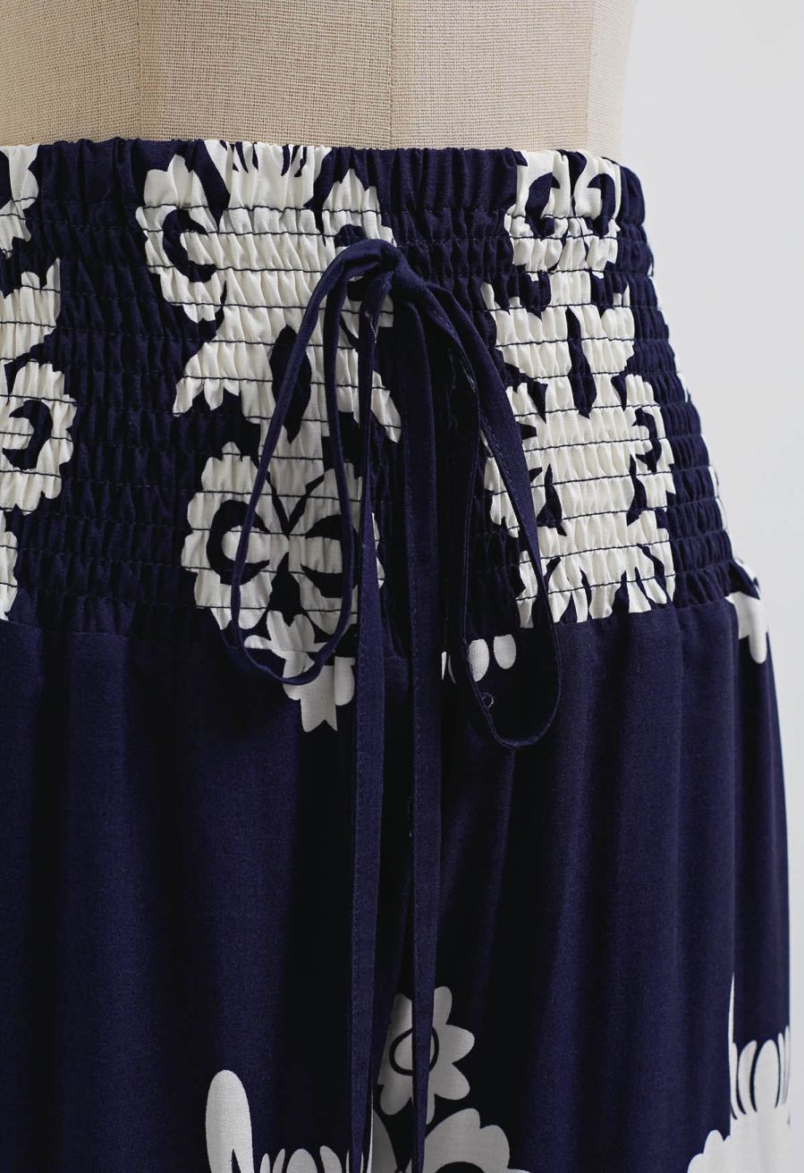 Tile Printed Shirred Waist Pants in Navy