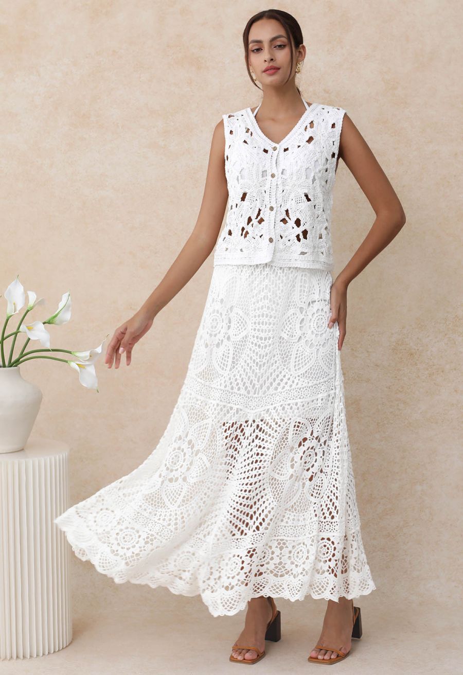 Sequined Floral Open-Knit Crochet Sleeveless Top in White