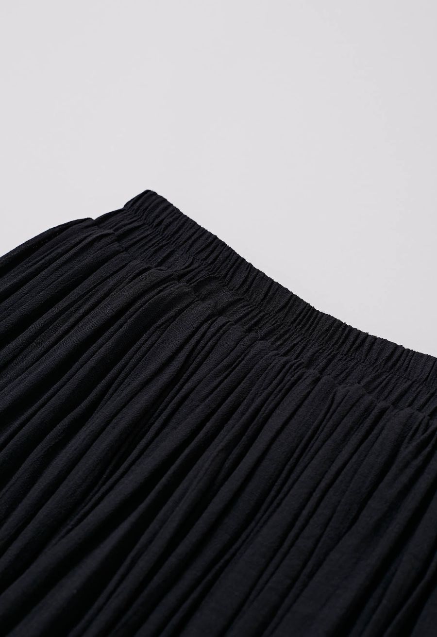 Airy Crinkle Belted Midi Skirt in Black