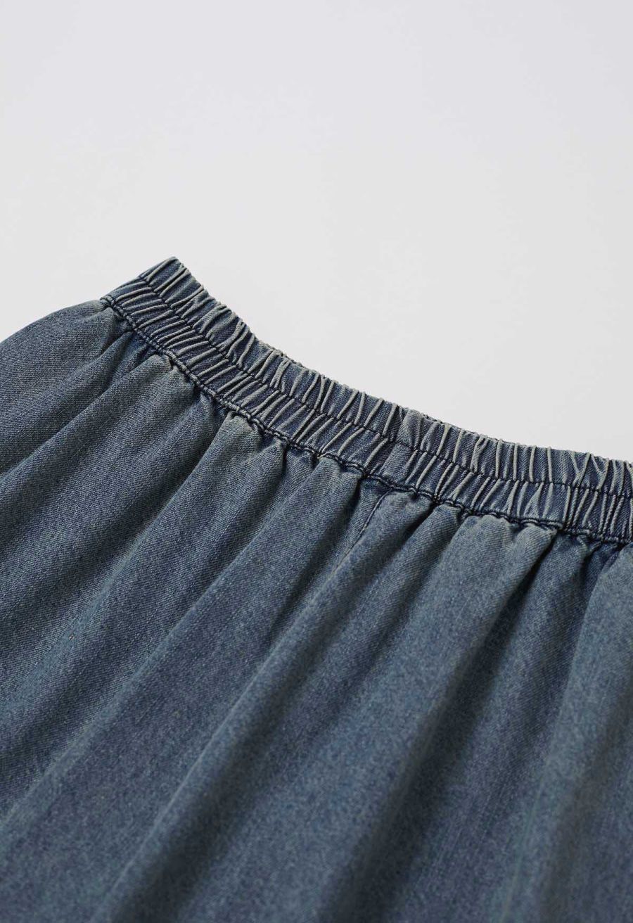 Sleek Proposition Elastic Waist Wide-Leg Jeans in Blue