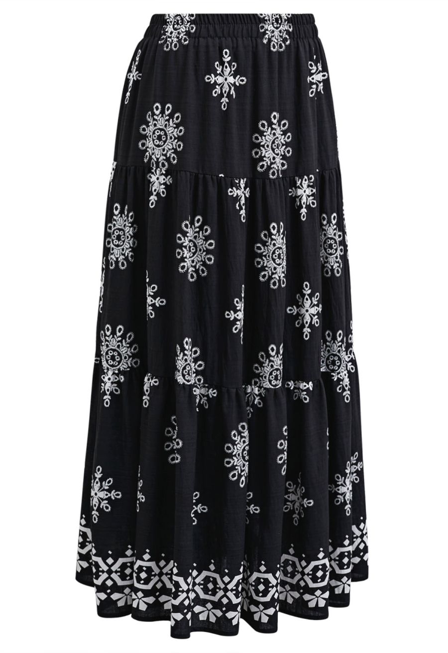 Boho Tile Motif Tiered Midi Skirt in Black