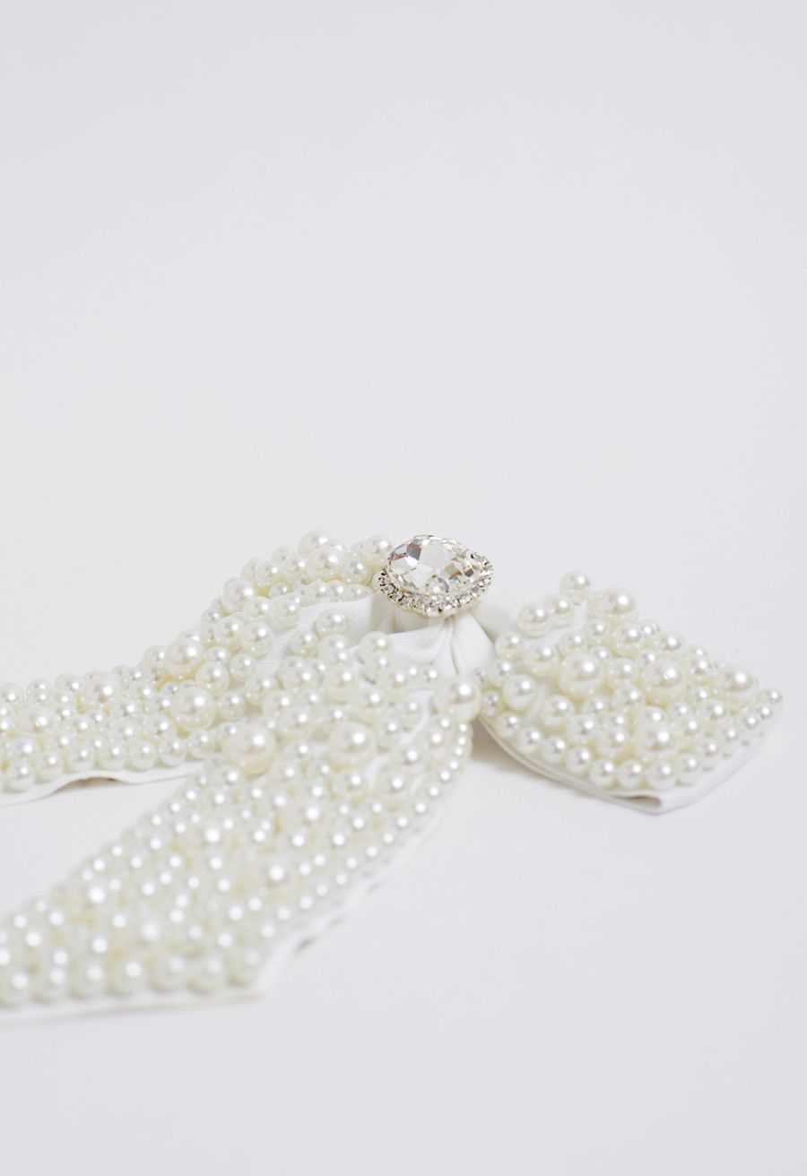 Faux-Pearl Bow Hair Clip in White