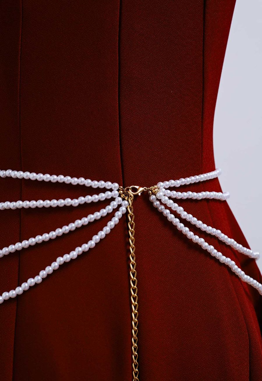 Layered Pearl-Inspired Chain Belt