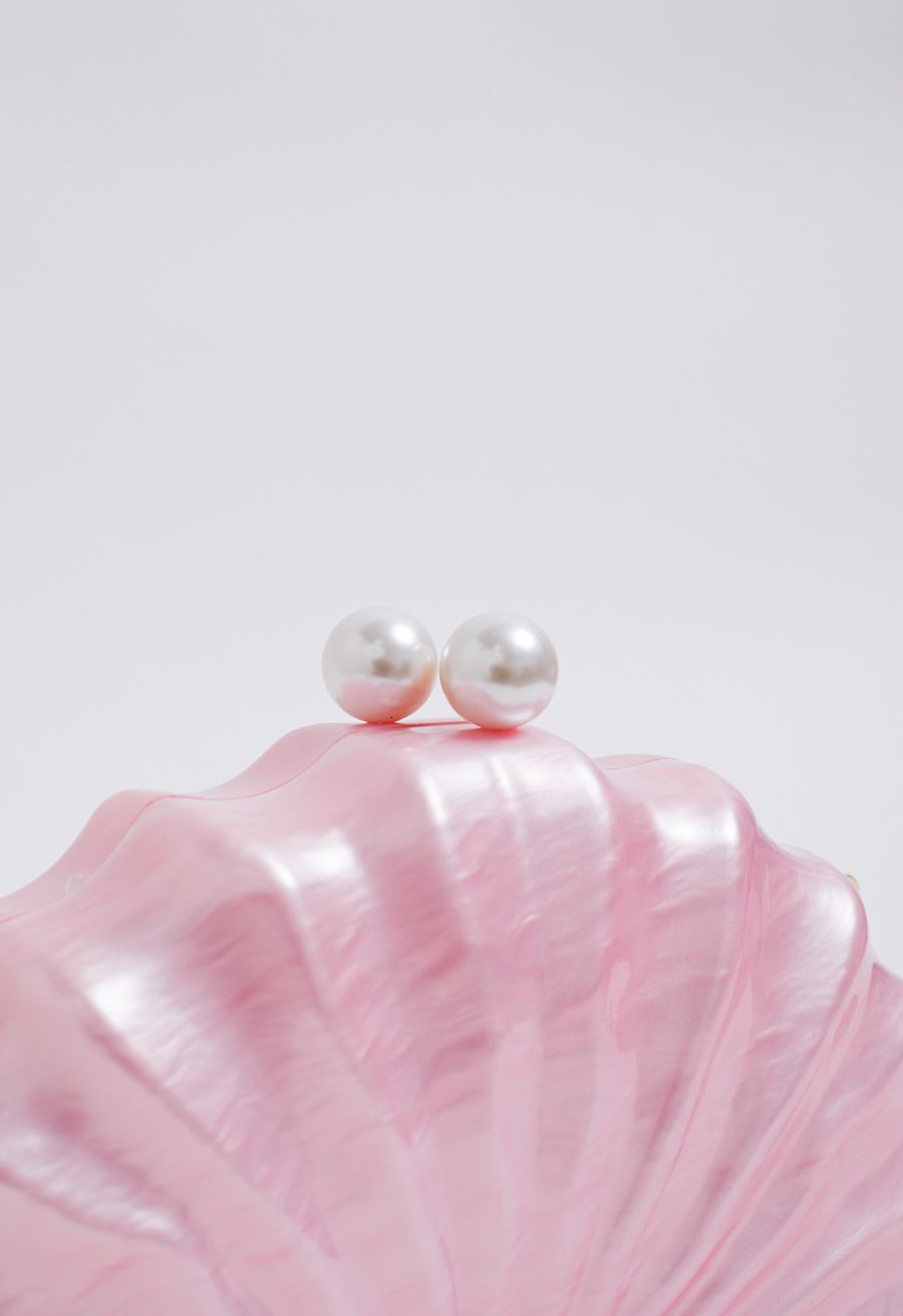 Pearl Clasp Pleated Shell Acrylic Bag in Pink