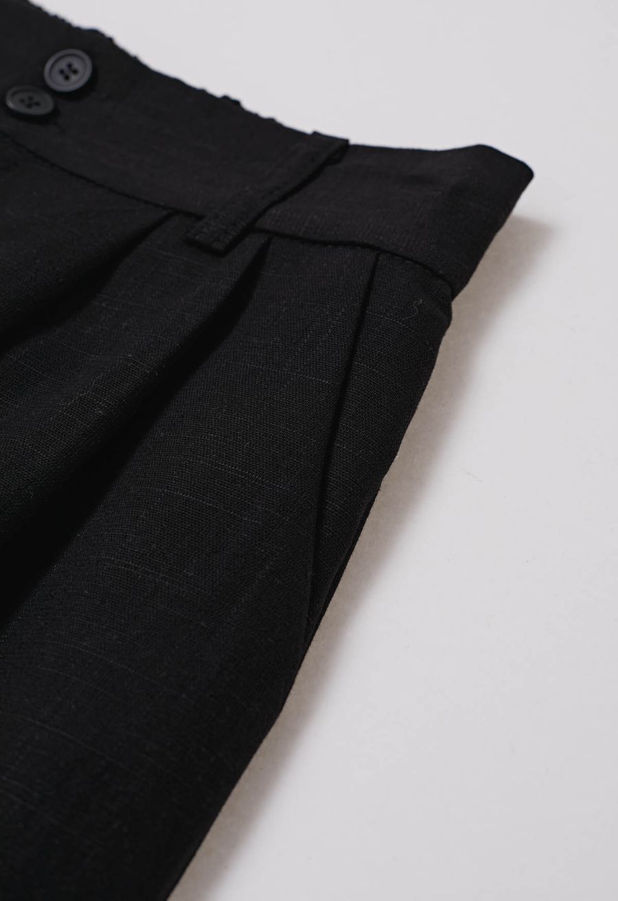 Side Pocket Half Waistband Shorts in Black