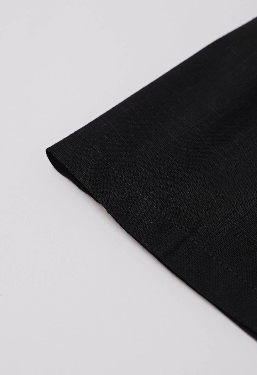 Side Pocket Half Waistband Shorts in Black