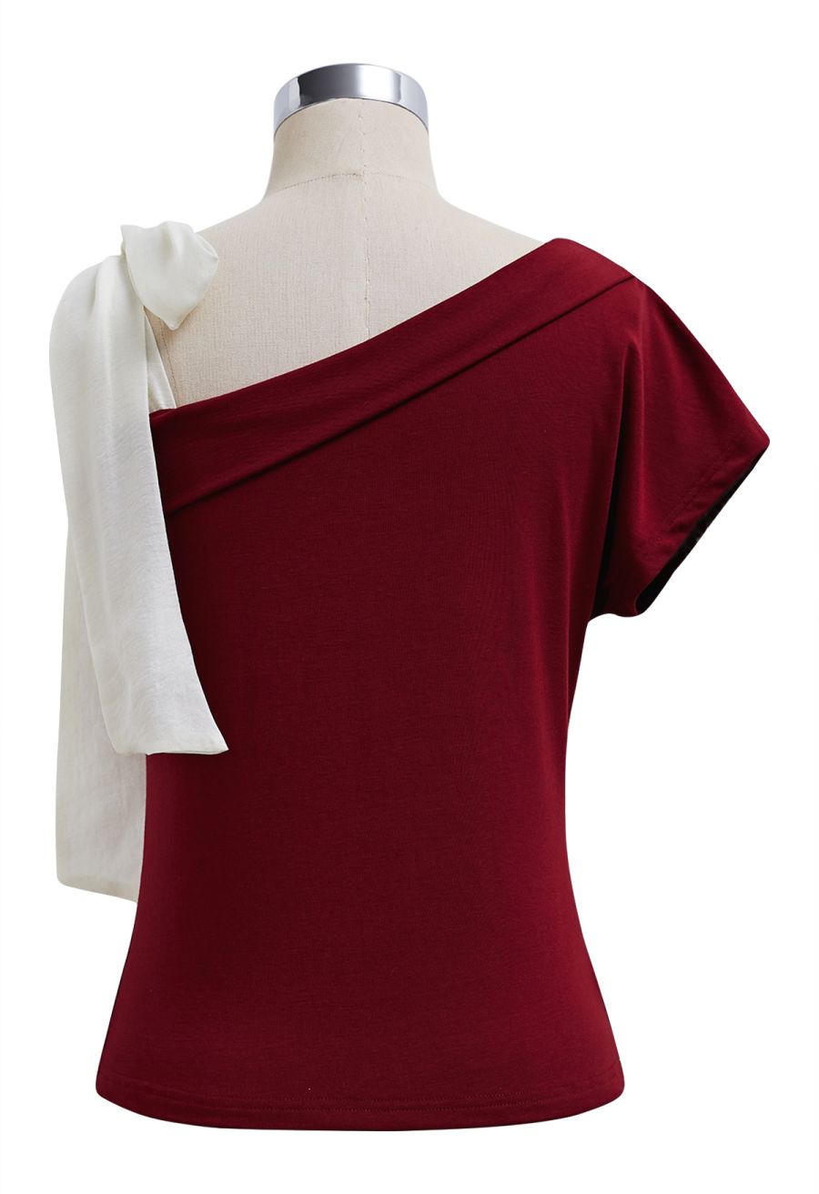 Organza Bow Accent One-Shoulder Slanted Top in Red