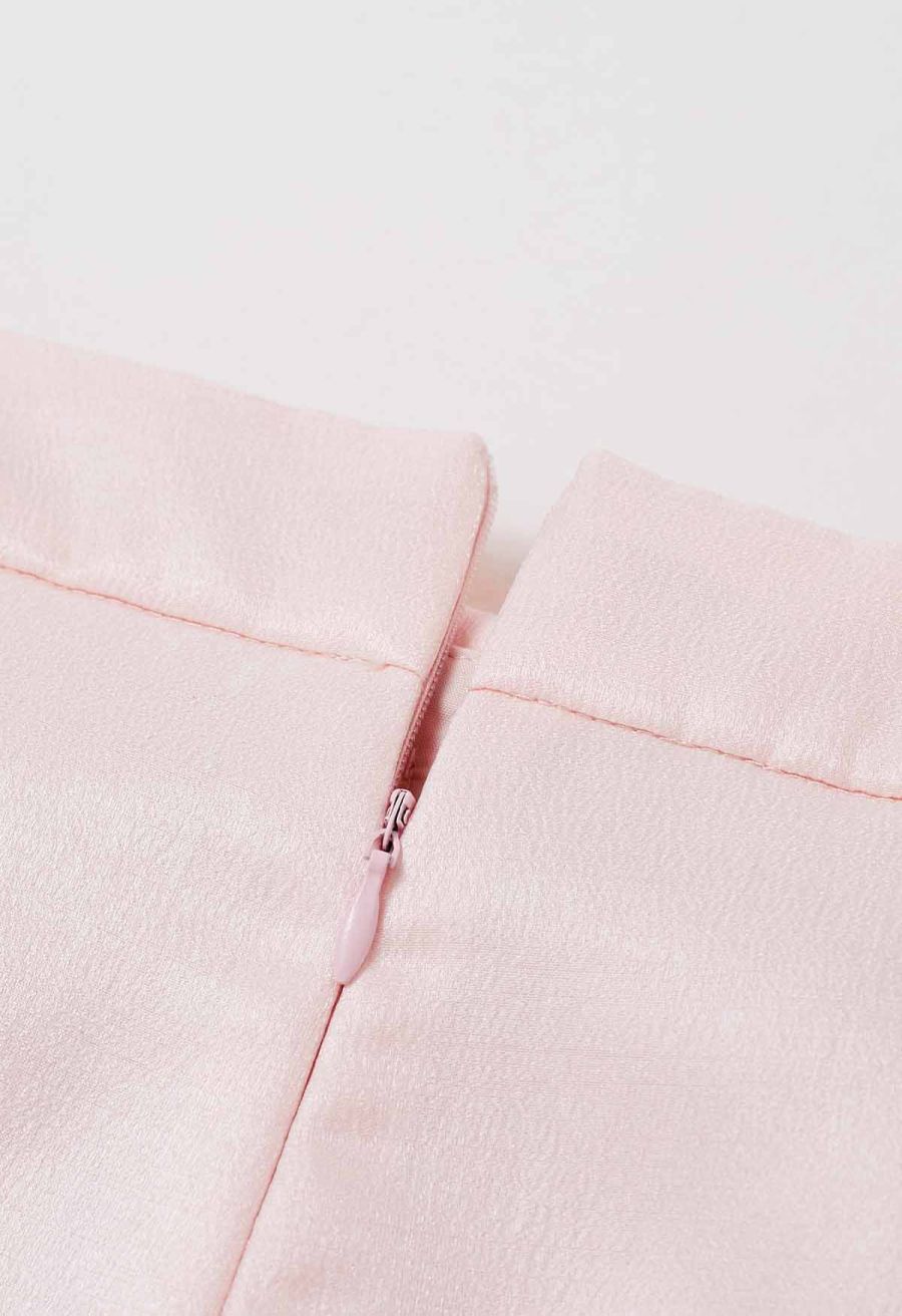 Delicate Rhinestone Bow Front Pocket Shorts in Pink