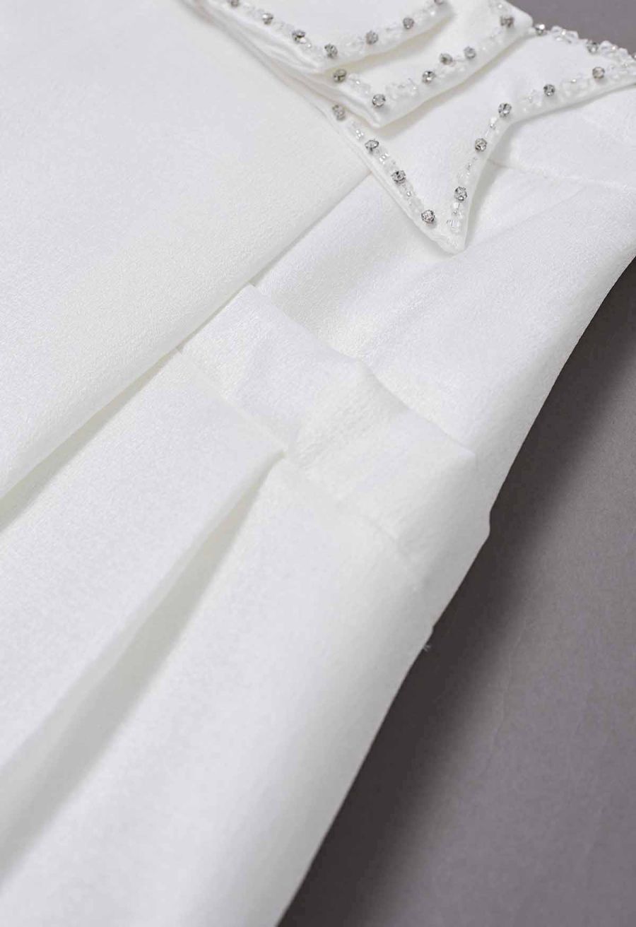 Delicate Rhinestone Bow Front Pocket Shorts in White