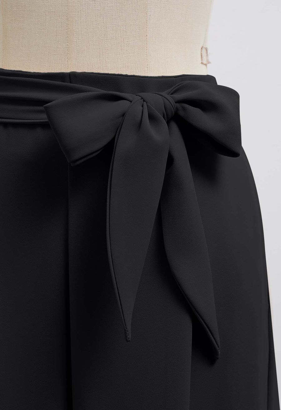 Bowknot Waist Pleated Front Pants in Black