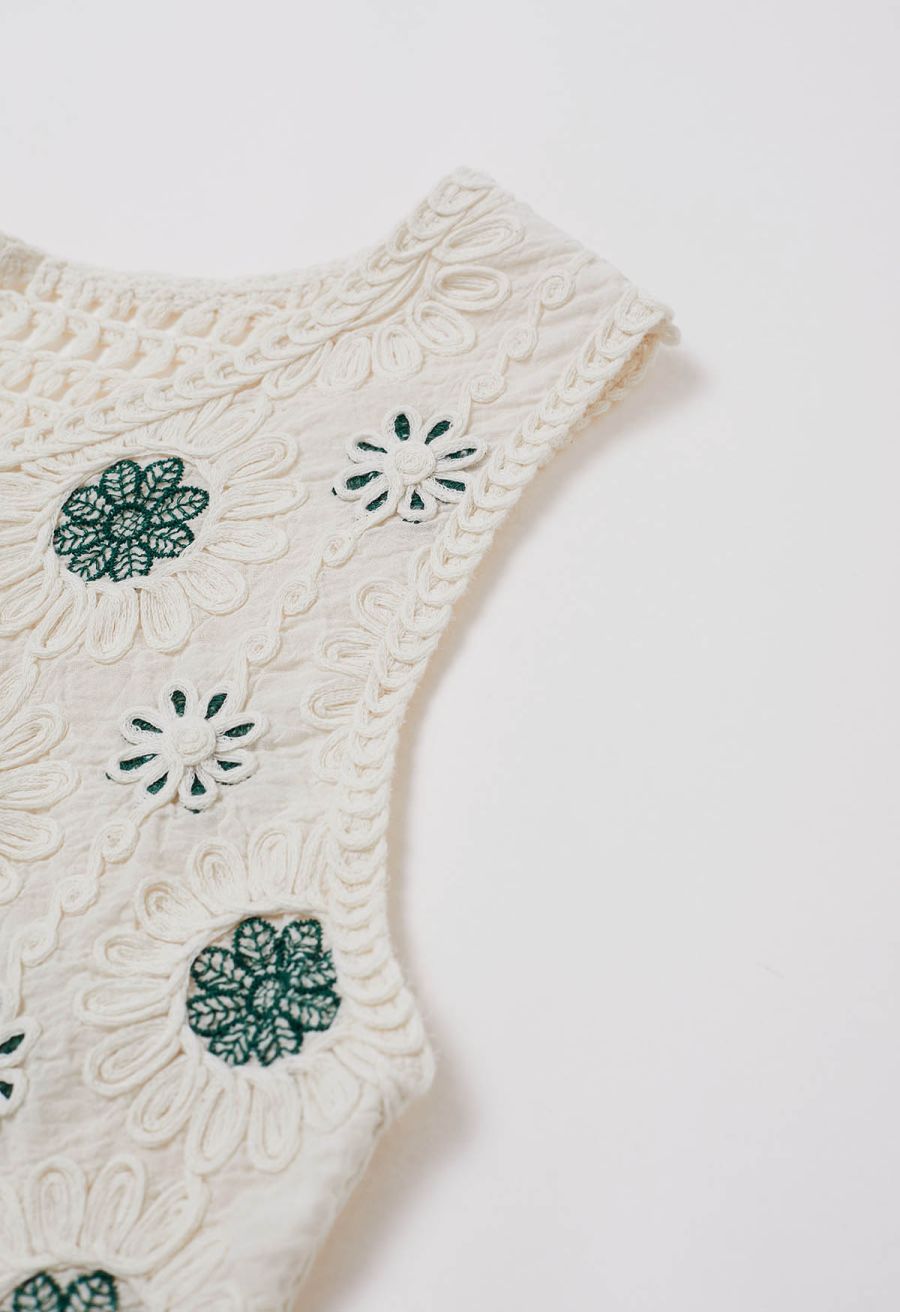 Floral Embroidered Button-Front Crochet Vest in Green