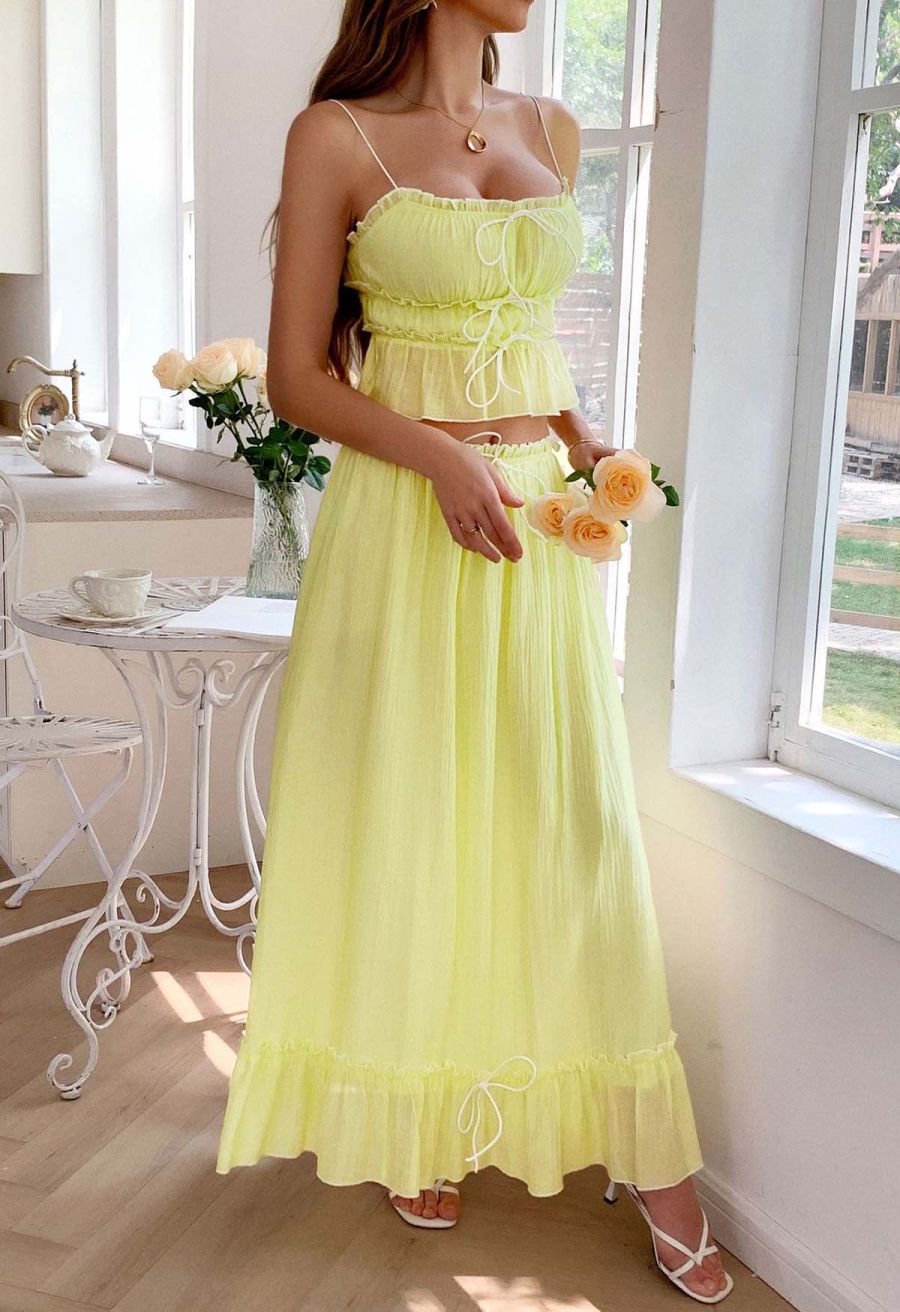 Contrast Bowknot Ruffle Cami Top and Skirt Set in Yellow