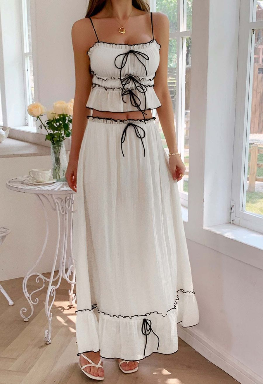 Contrast Bowknot Ruffle Cami Top and Skirt Set in Cream