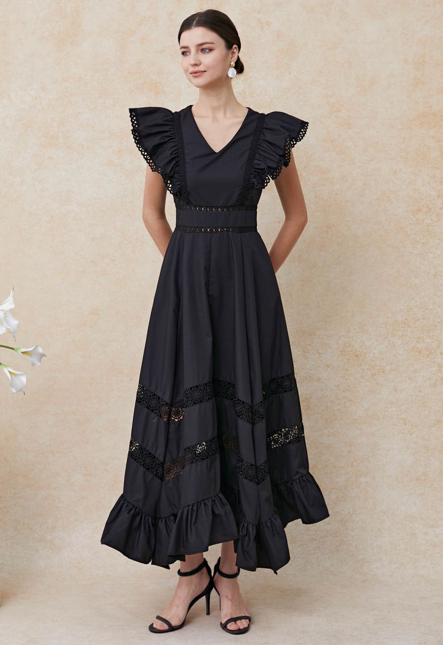 Flattering Lace Inserted Asymmetric Maxi Dress in Black