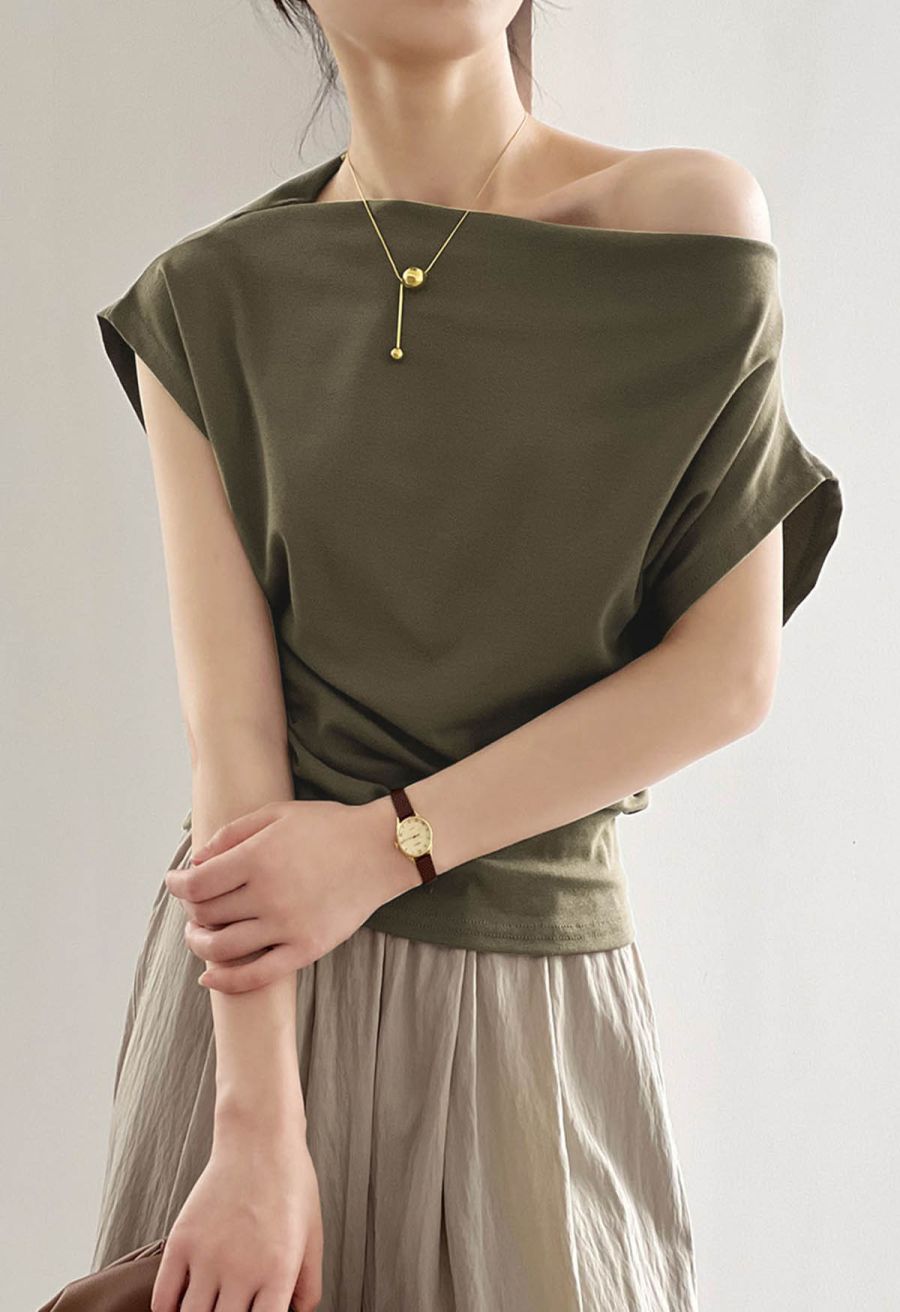 Off-Shoulder Batwing Sleeve Pleated Top in Olive