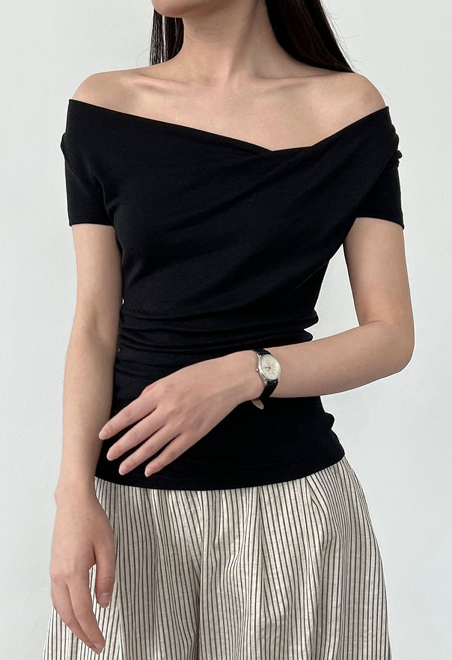 Free-Style Neckline Short Sleeve Ruched Top in Black
