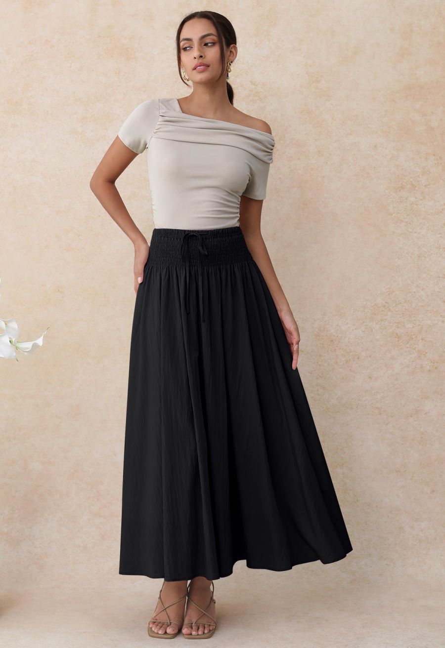Self-Tie Shirred Waist Crinkle Skirt in Black