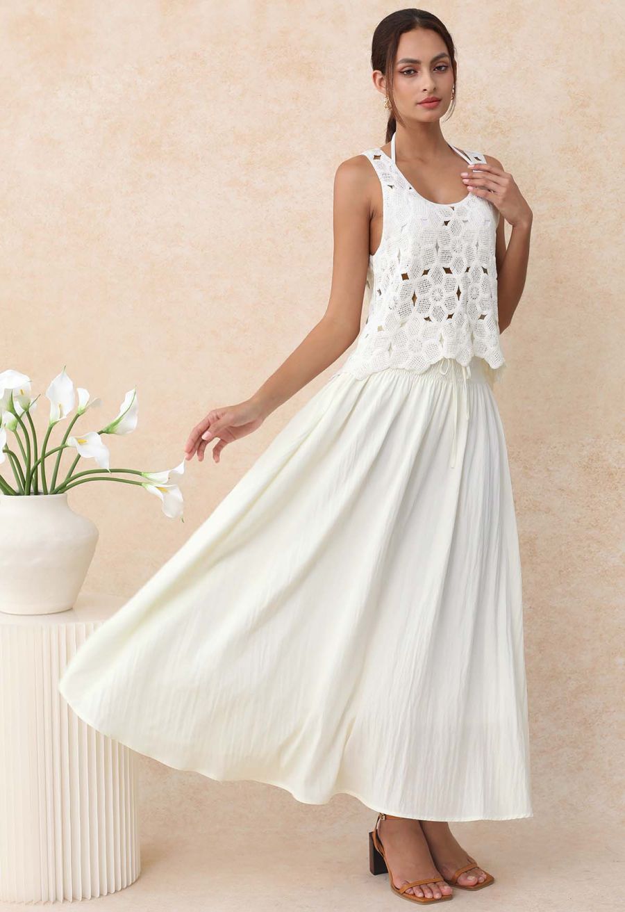 Scoop Neckline Floral Cutwork Crochet Sleeveless Top in White