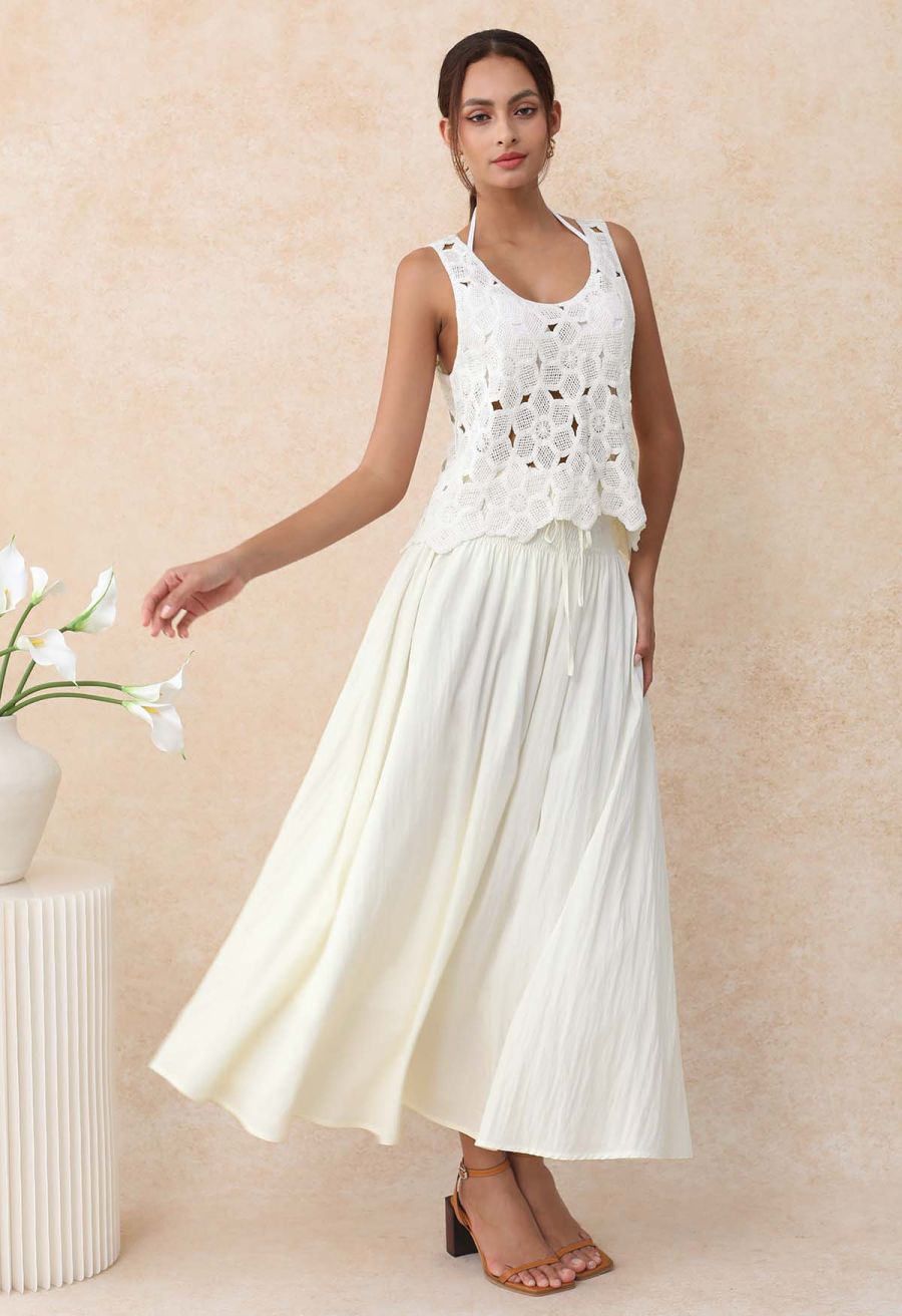 Scoop Neckline Floral Cutwork Crochet Sleeveless Top in White