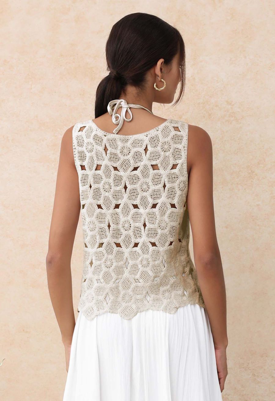 Scoop Neckline Floral Cutwork Crochet Sleeveless Top in Cream