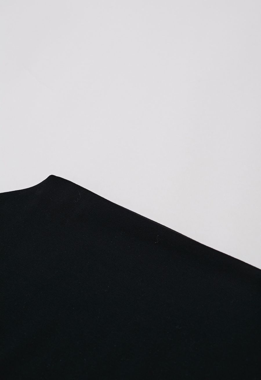 Off-Shoulder Batwing Sleeve Pleated Top in Black