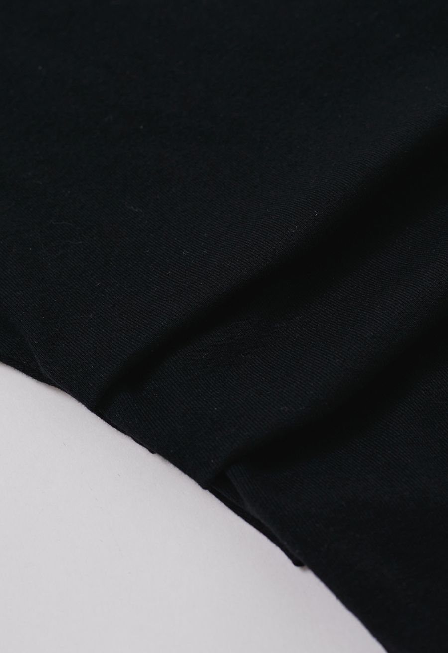 Off-Shoulder Batwing Sleeve Pleated Top in Black